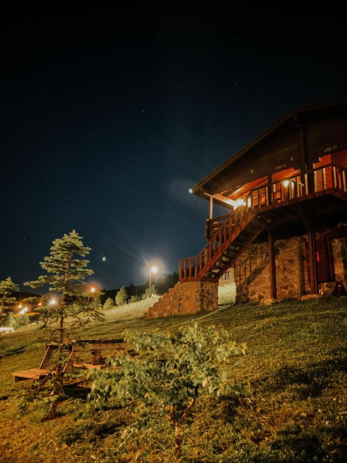 Kuembet Dag Evi Villa ภายนอก รูปภาพ