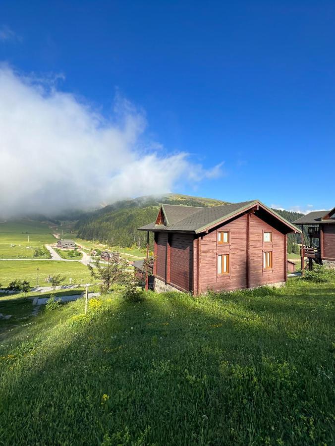 Kuembet Dag Evi Villa ภายนอก รูปภาพ